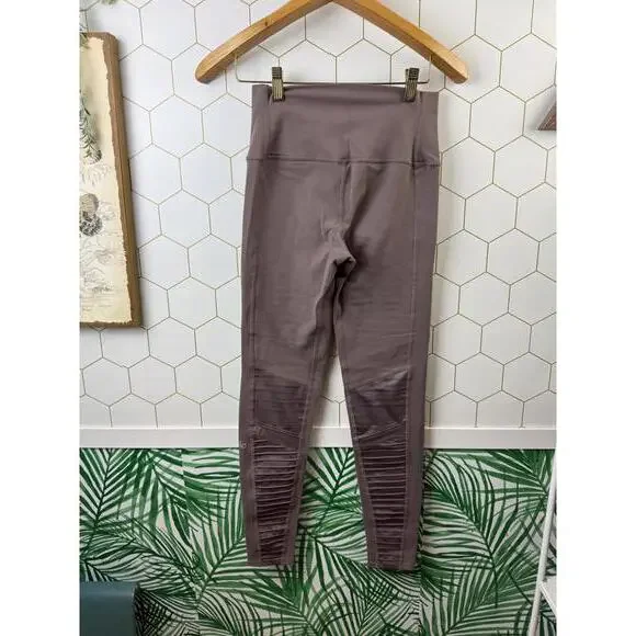 Alo Yoga Activewear High Waist Moto Purple Dusk Leggings - Size - XS - Picture 5 of 7
